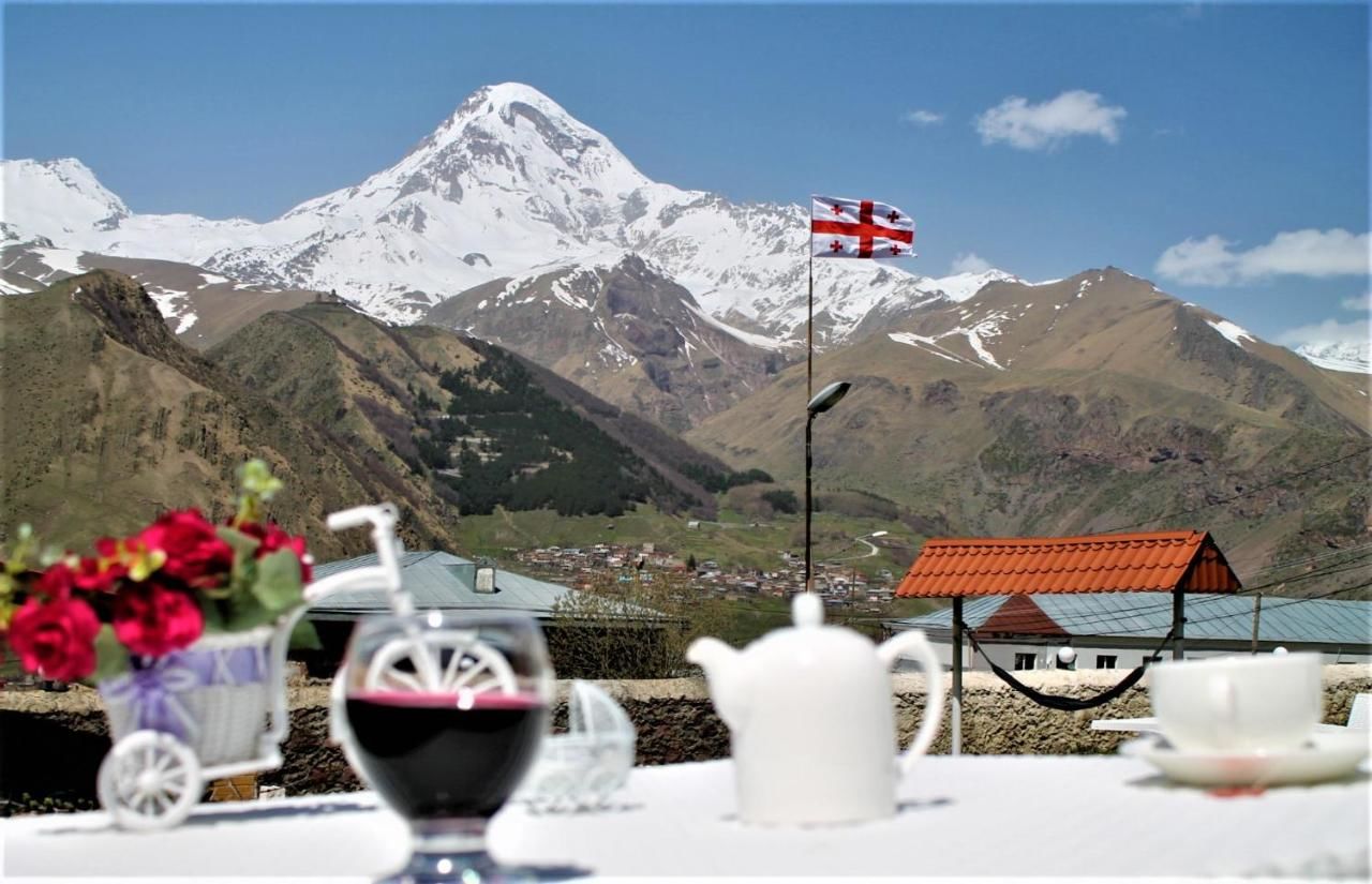 Отель Hotel NOA Kazbegi Степанцминда-22