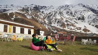 Отель Hotel NOA Kazbegi Степанцминда-0